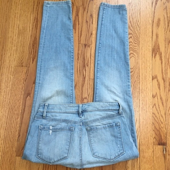 Loft Ann Taylor Low Rise Light Wash Denim Blue Skinny Jeans - Picture 13 of 16